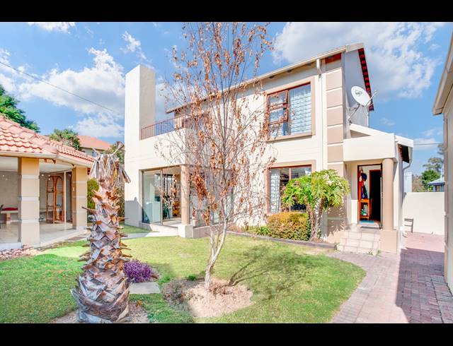3 BEDROOM HOUSE FOR SALE IN DOUGLASDALE